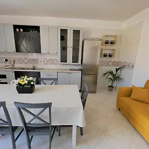 Made In Sicilia -in Centro, Aria Condizionata E No Ztl- City Centre, Aircon And No Ltz Appartamento Castellammare del Golfo